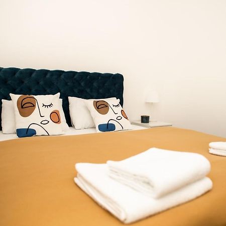 Room21 Free Garage โนวีซาด ภายนอก รูปภาพ