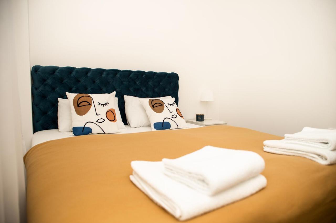 Room21 Free Garage โนวีซาด ภายนอก รูปภาพ